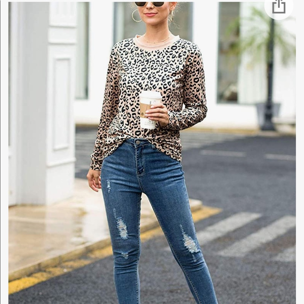Like New Long Sleeve Cheetah Top